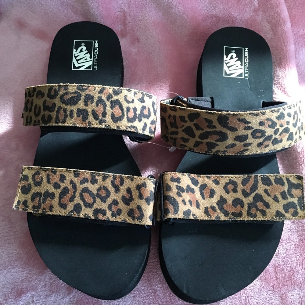VANS Caucasus Slide Mega Platform